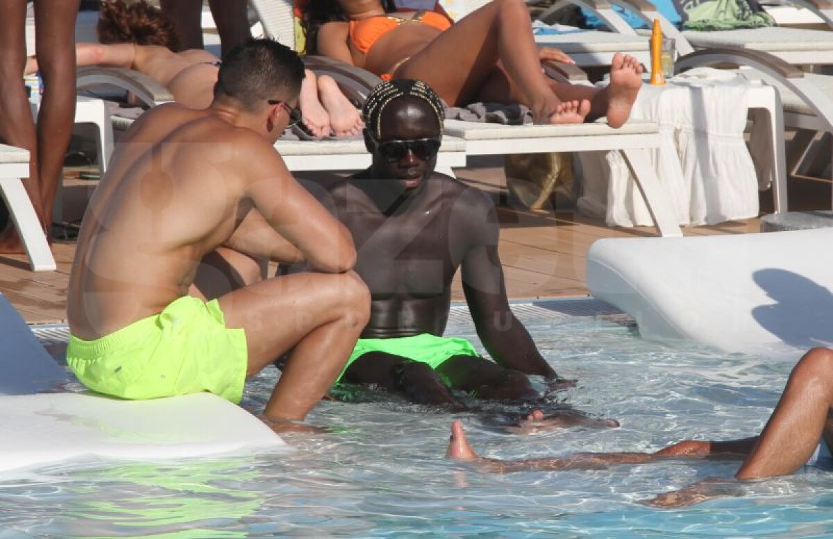 FOTO Vacanţă la Mamaia » Un internaţional francez de la Manchester City îşi petrece concediul pe litoralul românesc!