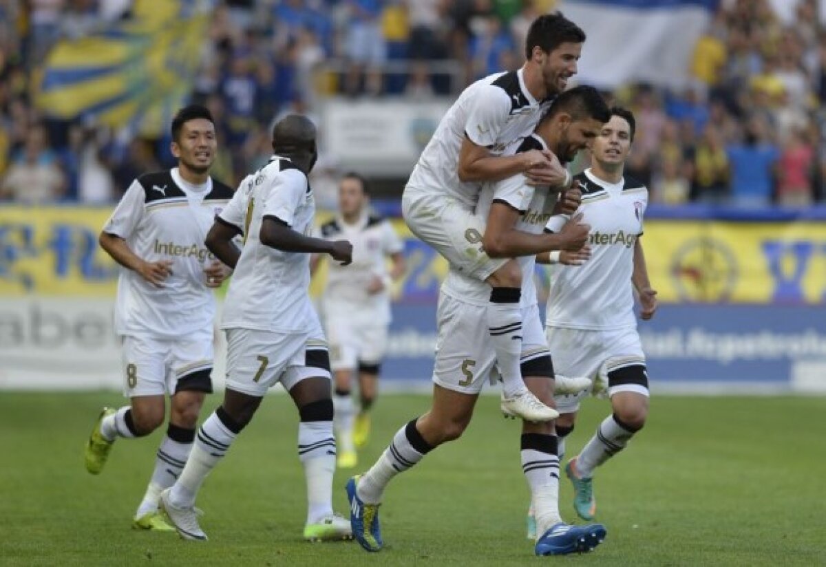 GALERIE FOTO Astra - Slovan 3-0 » Astra învinge pe Slovan prin "tripla" lui Fatai