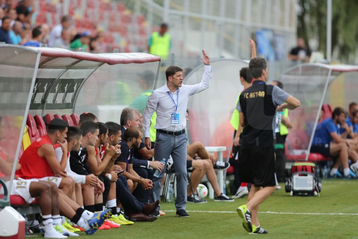 GALERIE FOTO Astra - Slovan 3-0 » Astra învinge pe Slovan prin "tripla" lui Fatai