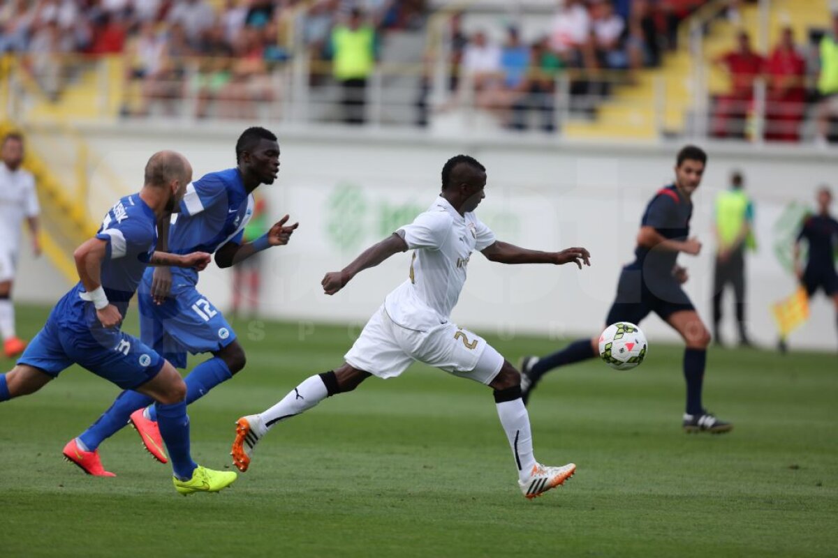 GALERIE FOTO Astra - Slovan 3-0 » Astra învinge pe Slovan prin "tripla" lui Fatai