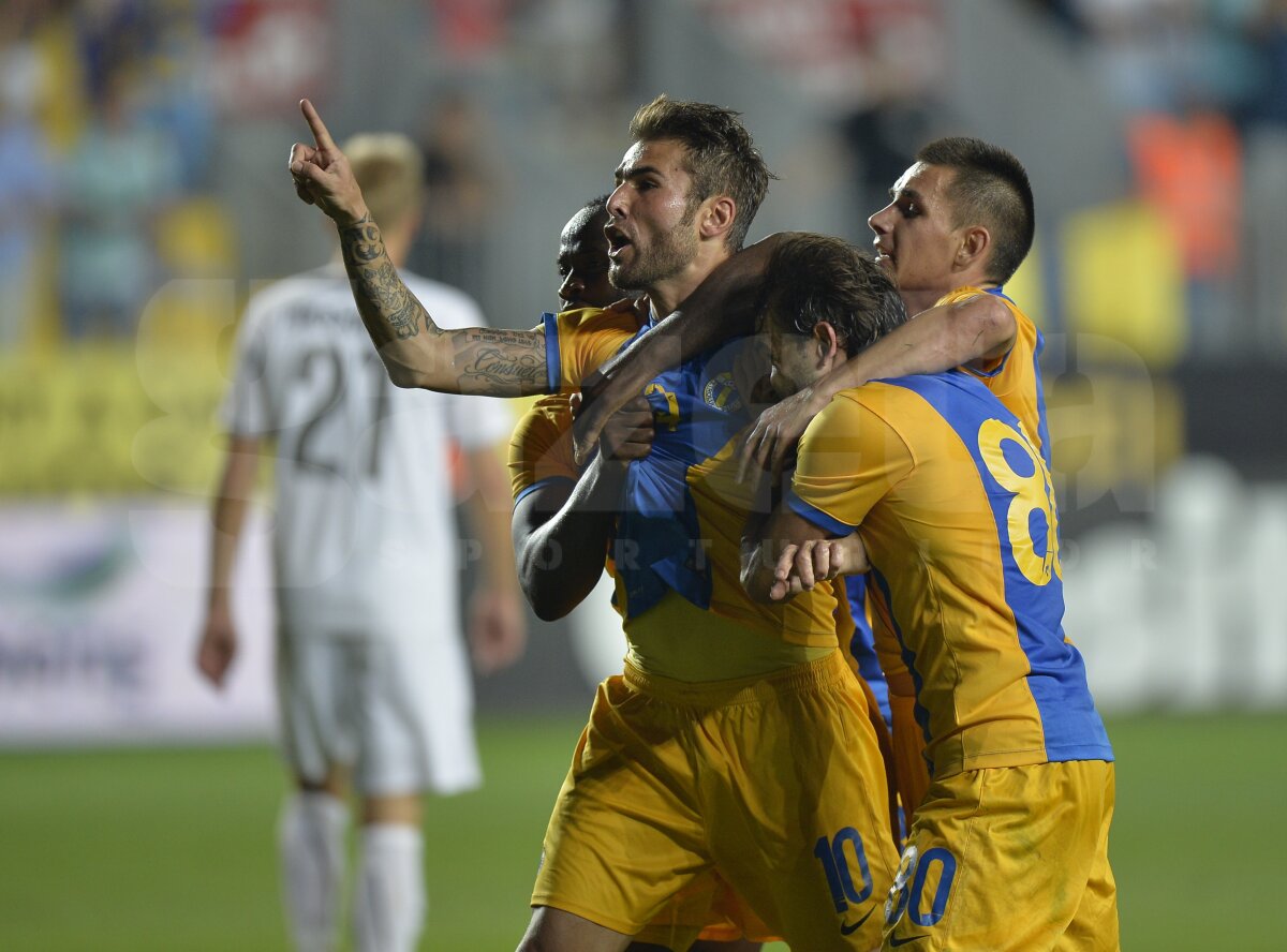 VIDEO şi FOTO » Petrolul - Viktoria Plzen 1-1 Au scăpat "viktoria" printre degete!