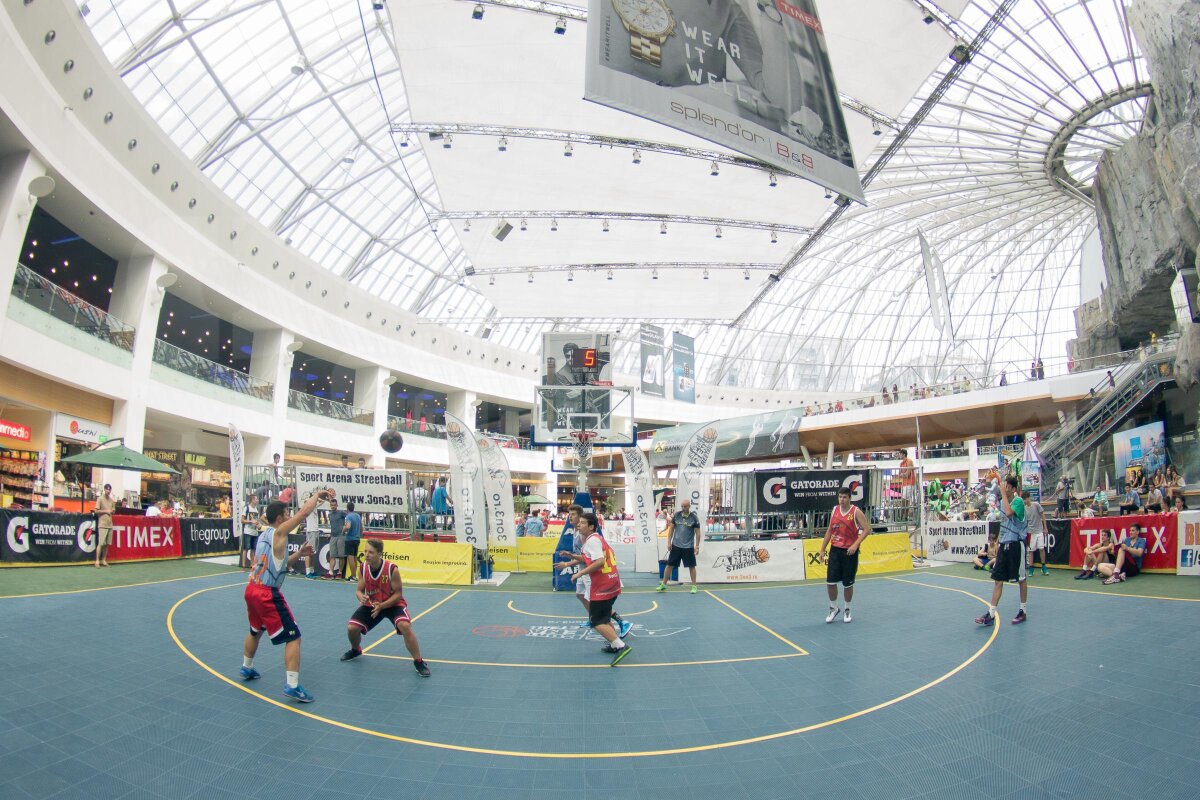 GALERIE FOTO Baschetul a spart gheaţa » Cel mai bun dunker din lume încheie cel de-al 10-al sezon Sport Arena!