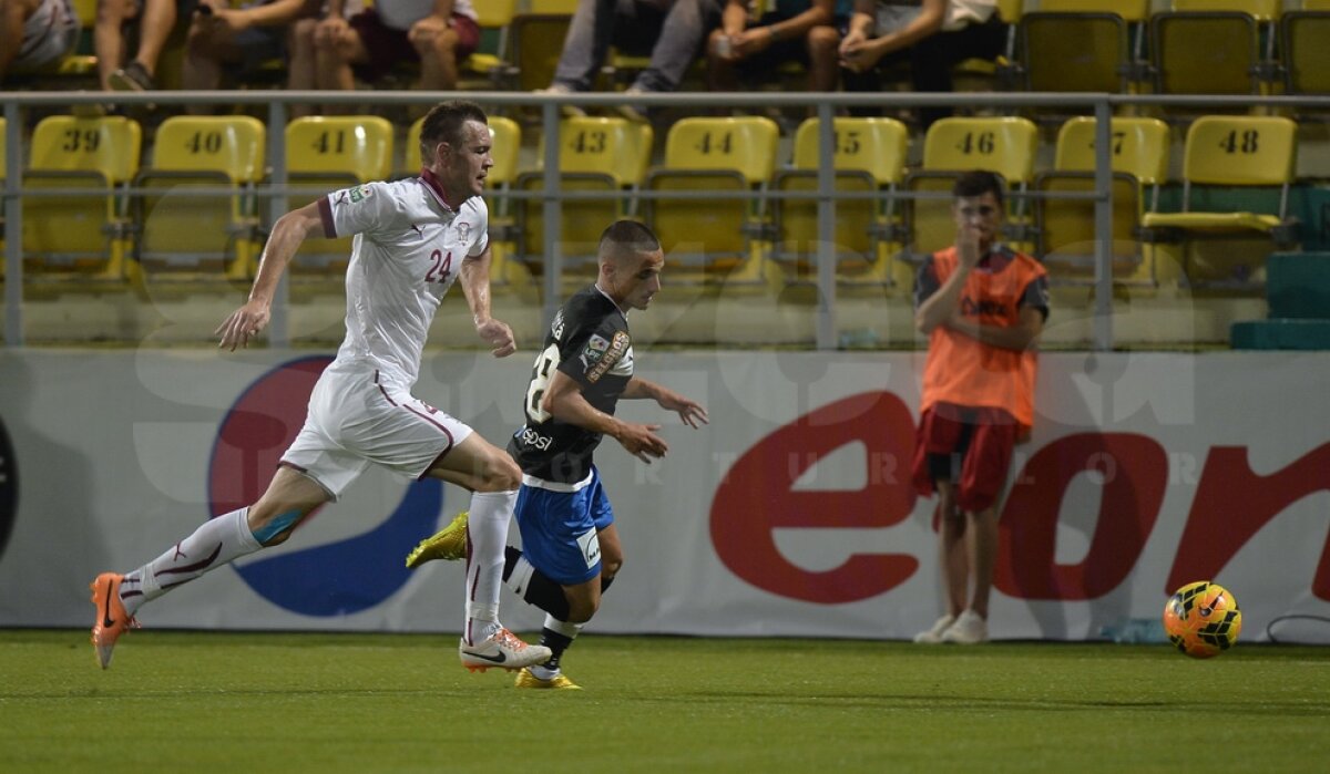 FOTO şi VIDEO » Rapidul bate cu 2-1 Viitorul după o primă repriză spectaculoasă