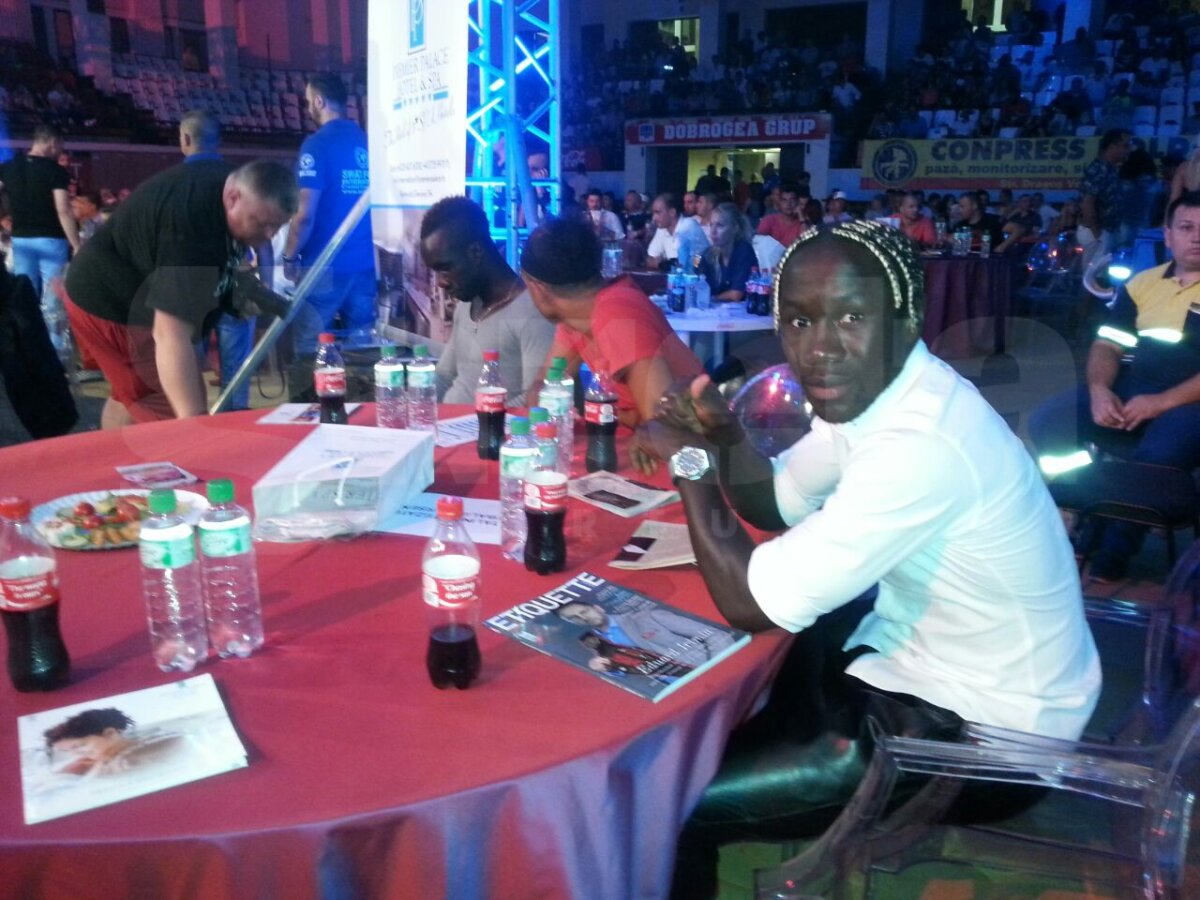 FOTO Un star de la Manchester City a venit să-l vadă pe Moroşanu la Superkombat: ”E foarte spectaculos!”