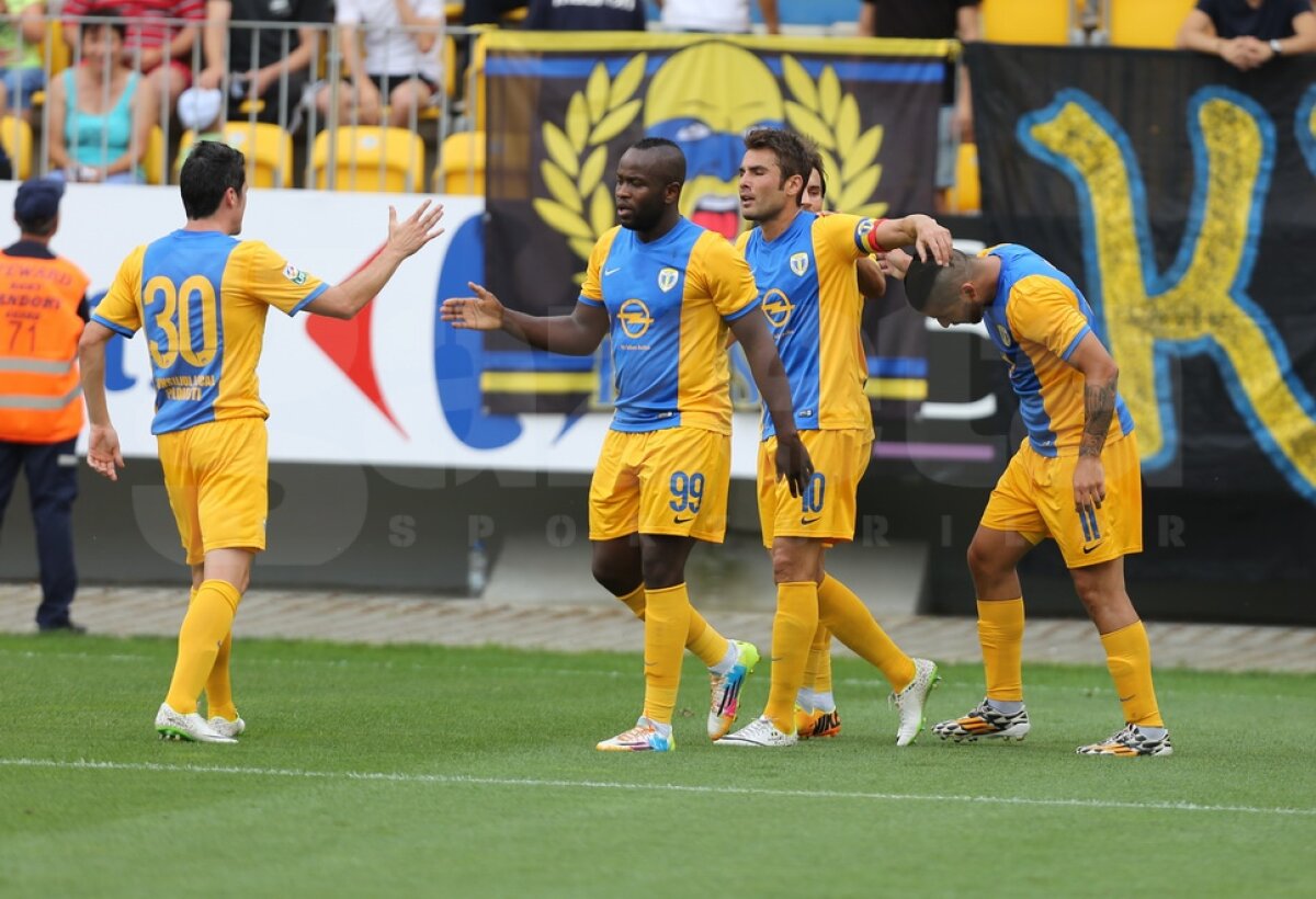 FOTO & VIDEO Petrolul - FC Botoşani 4-1 » Ploieştenii s-au distrat cu FC Botoşani şi pleacă încrezători la Plzen!