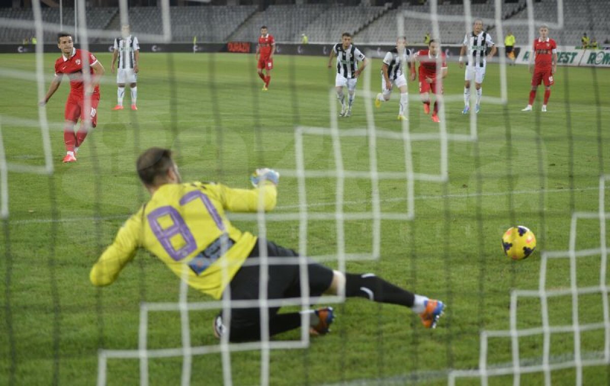 VIDEO şi FOTO » Dinamo îşi confirmă forma bună şi învinge Universitatea Cluj cu 3-2