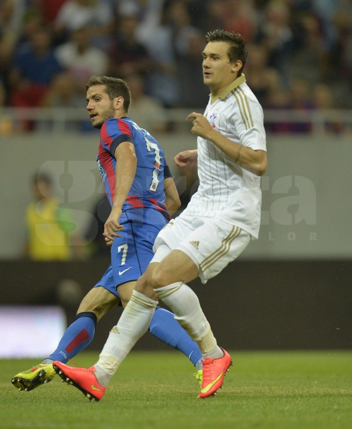 FOTO şi VIDEO » Steaua a învins Aktobe cu 2-1 şi îşi aşteaptă adversara din play-off-ul Ligii Campionilor