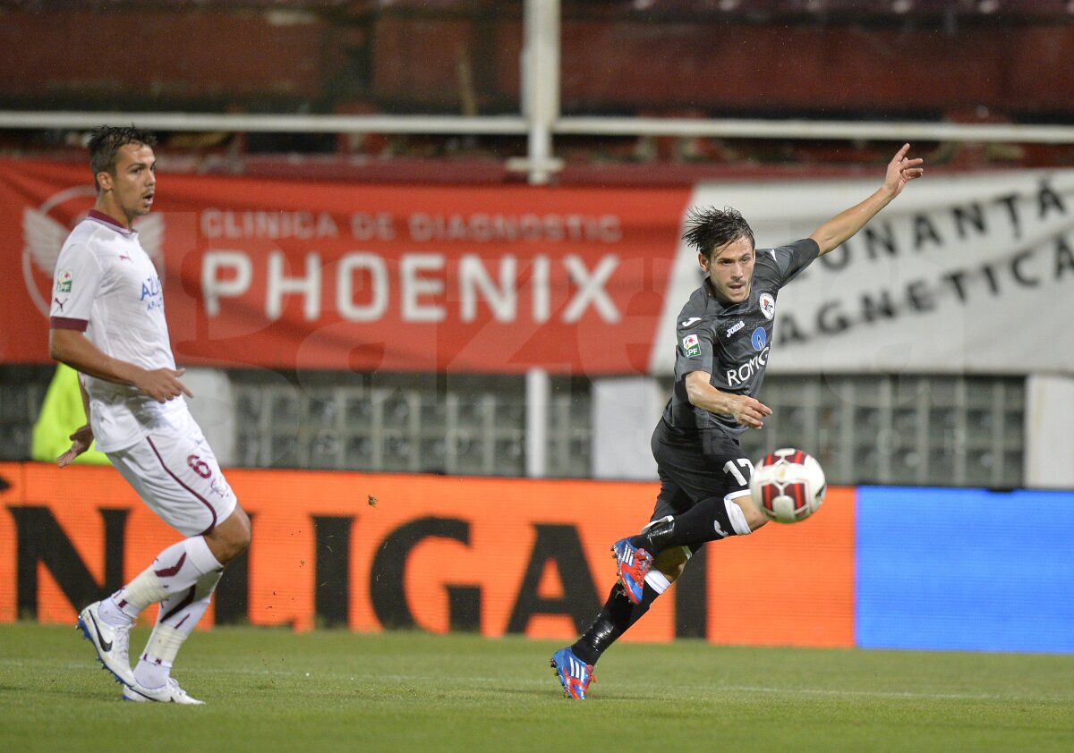 VIDEO + FOTO Rapid - Gaz Metan 1-1 » Mircea Bornescu îi îngroapă pe giuleşteni în prelungiri!