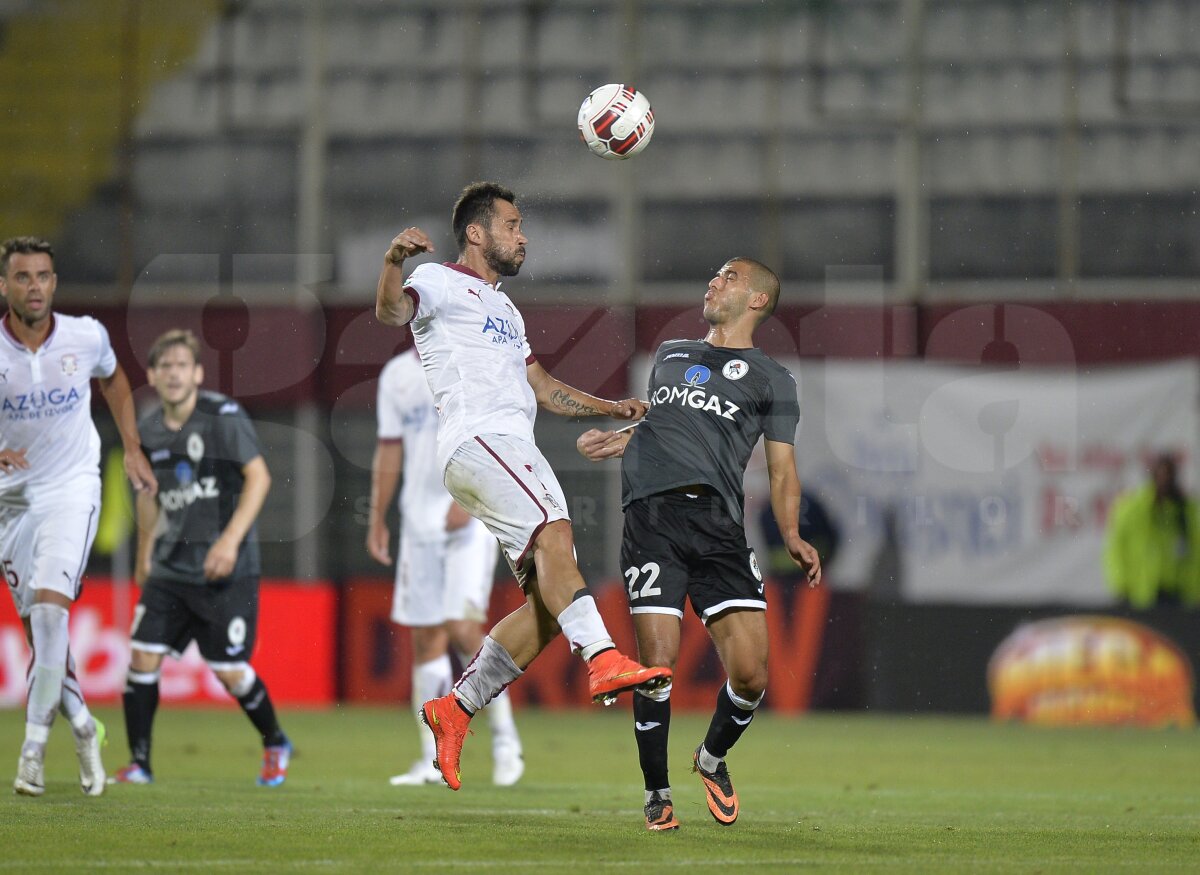VIDEO + FOTO Rapid - Gaz Metan 1-1 » Mircea Bornescu îi îngroapă pe giuleşteni în prelungiri!