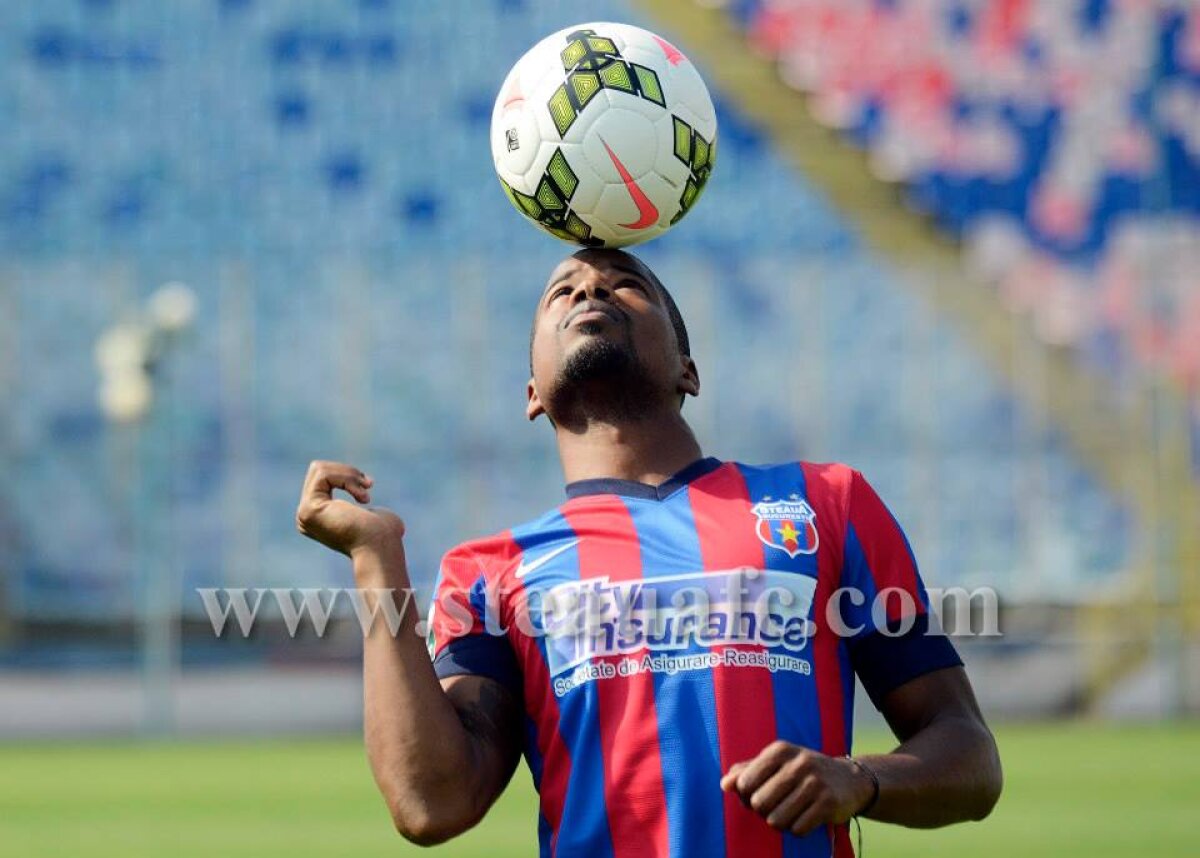 GALERIE FOTO Nicandro Breeveld a făcut primul antrenament sub comanda lui Gâlcă: "Am venit la Steaua cu inima deschisă şi voi da totul aici!"