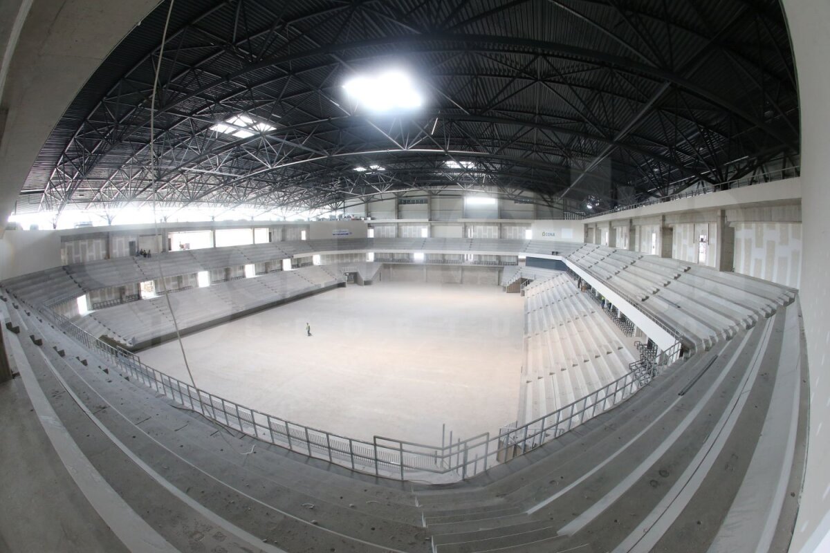 FOTO OZN-uri clujene » Cea mai mare sală polivalentă din România e gata într-o lună » Cîţi bani au fost investiţi în ea