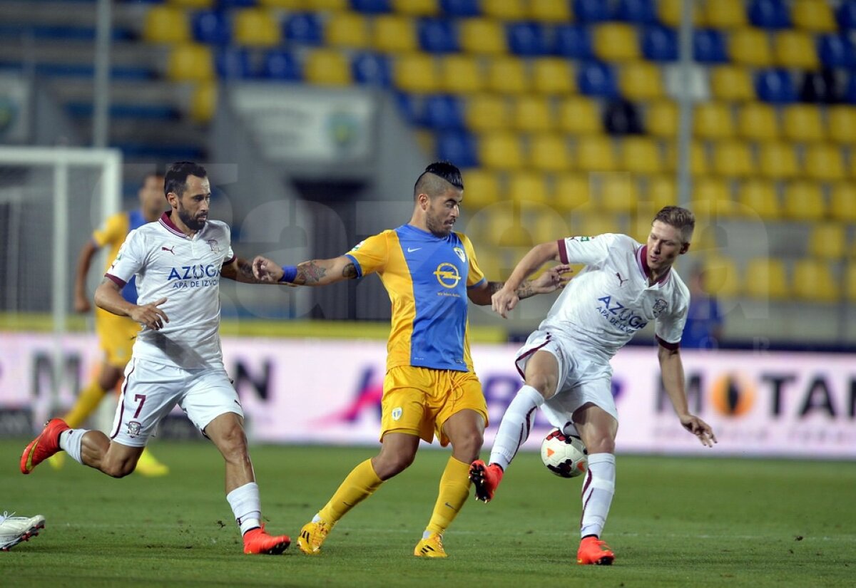 VIDEO şi FOTO Petrolul şi Rapid termină la egalitate, 0-0, iar Steaua rămîne singura echipă cu maximum de puncte