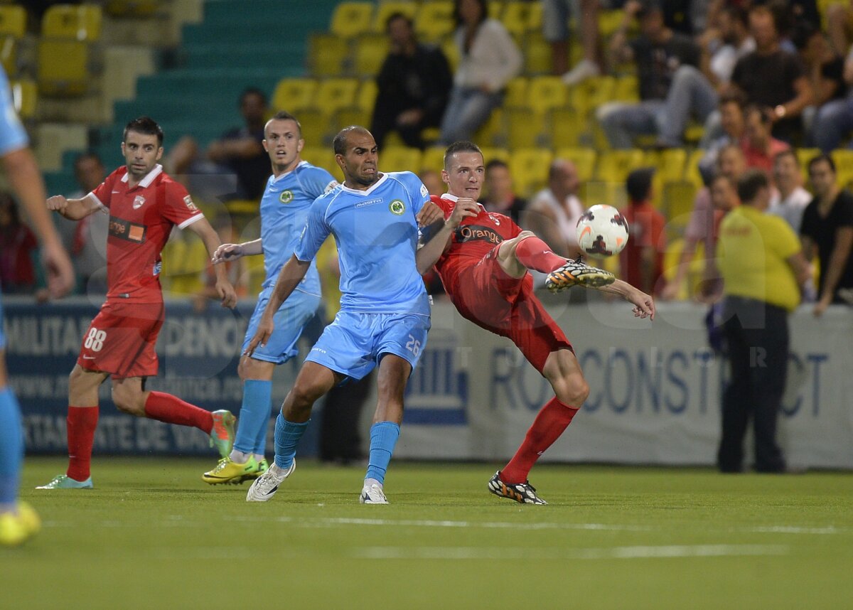 VIDEO şi FOTO » Concordia Chiajna - Dinamo 0-0 » "Cîinii" lui Flavius Stoican, la a 3-a remiză consecutivă