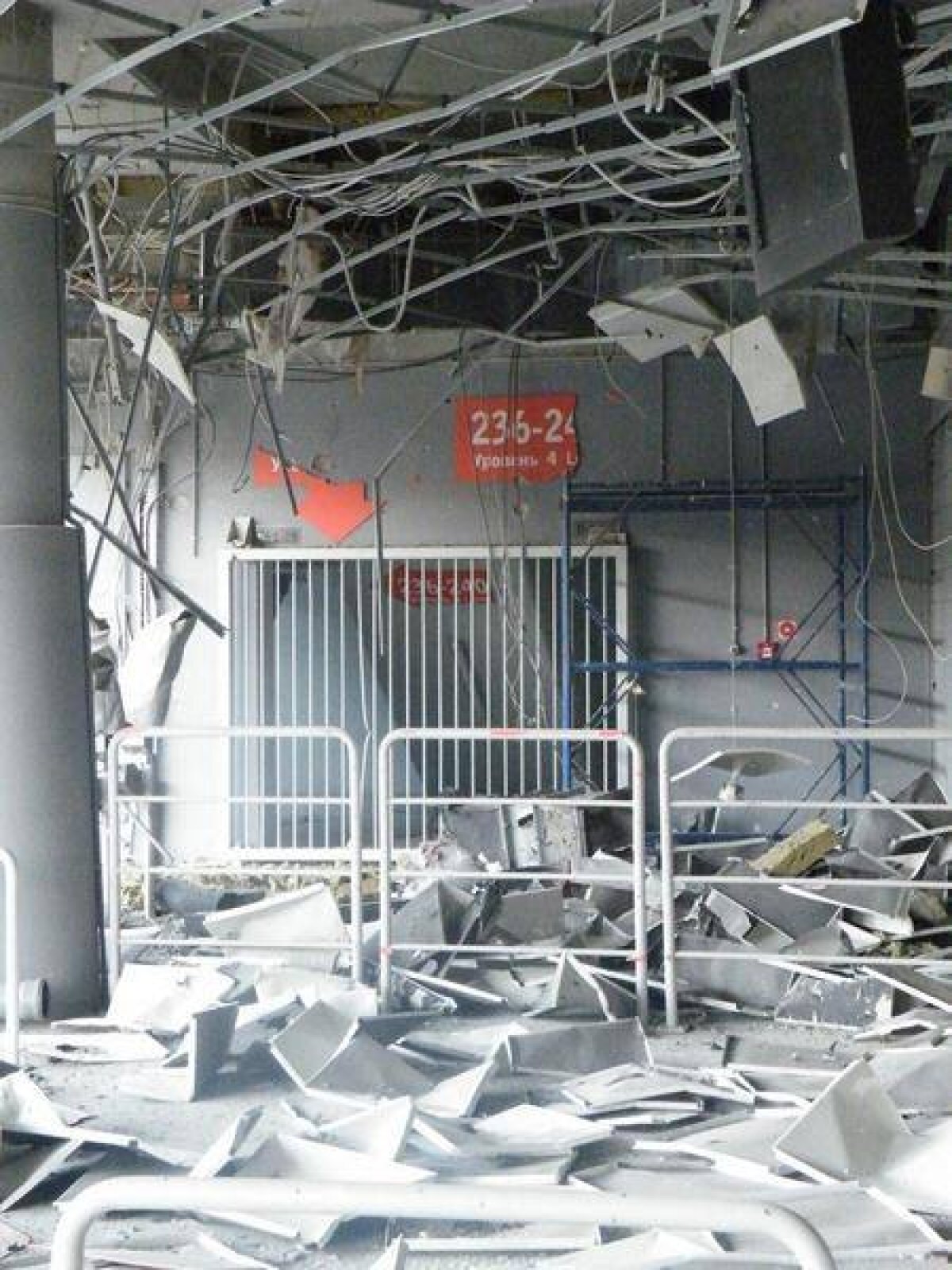 FOTO » Şocant! Două explozii puternice în această dimineaţă la stadionul lui Şahtior, Donbass Arena!