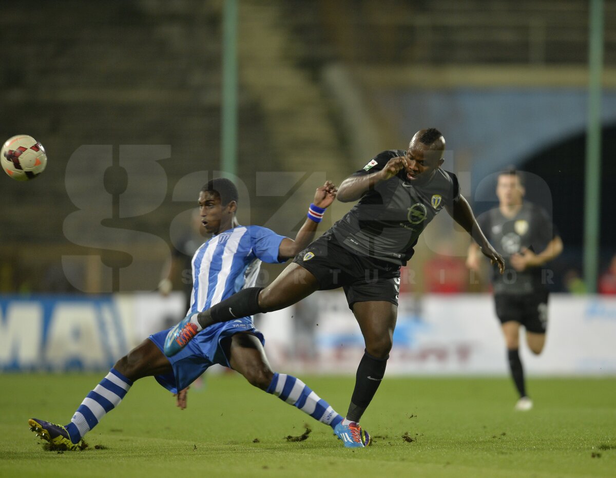 VIDEO şi FOTO CS U Craiova - Petrolul 0-2 » Ploieştenii urcă pe primul loc! Jerry Gane ar putea fi demis