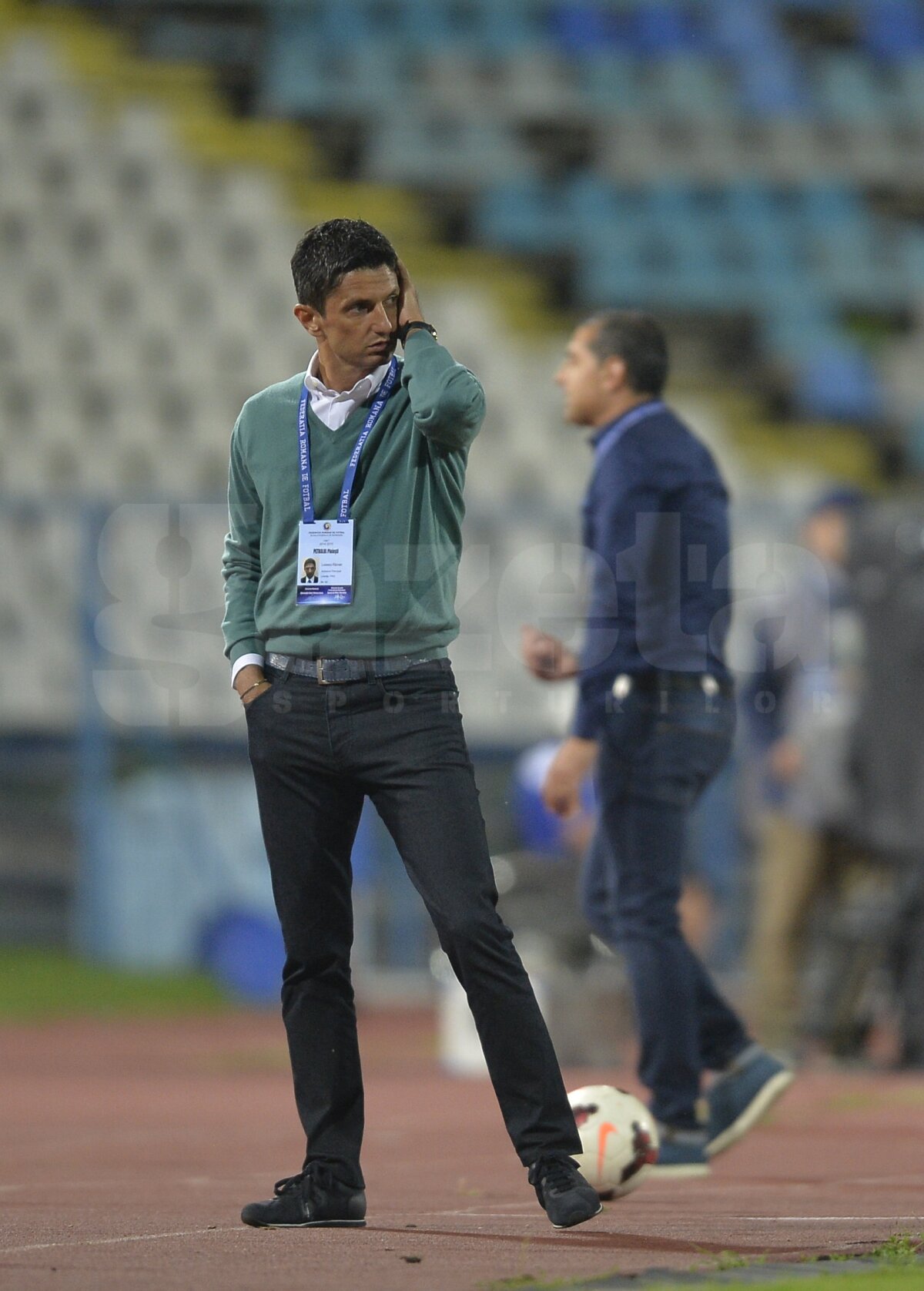 VIDEO şi FOTO CS U Craiova - Petrolul 0-2 » Ploieştenii urcă pe primul loc! Jerry Gane ar putea fi demis