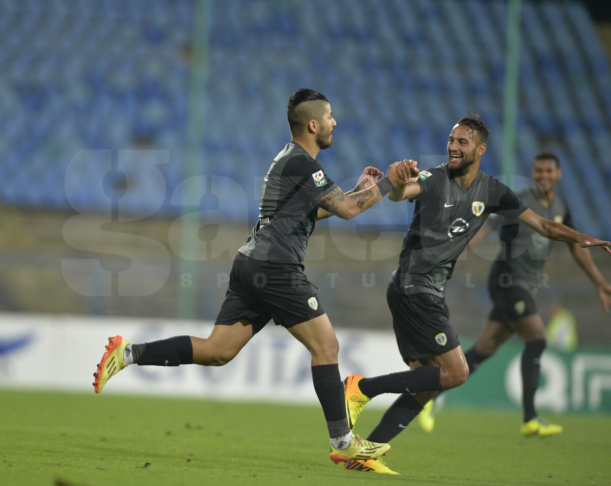 VIDEO şi FOTO CS U Craiova - Petrolul 0-2 » Ploieştenii urcă pe primul loc! Jerry Gane ar putea fi demis