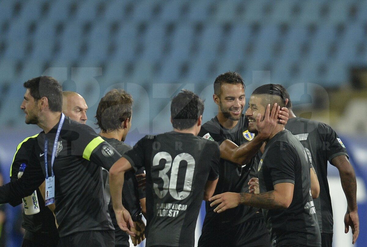 VIDEO şi FOTO CS U Craiova - Petrolul 0-2 » Ploieştenii urcă pe primul loc! Jerry Gane ar putea fi demis