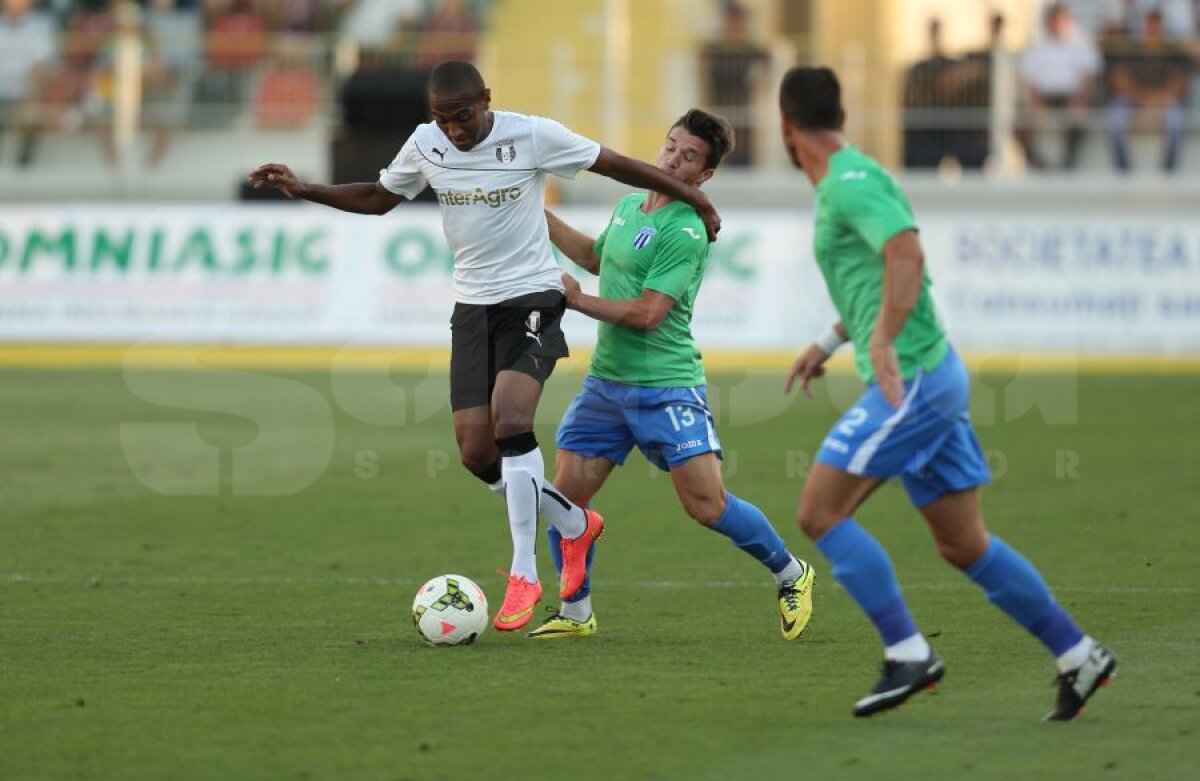 VIDEO şi FOTO Astra - CS U Craiova 5-0 » Giurgiuvenii au făcut spectacol, Jerry Gane e în pericol de a fi demis!