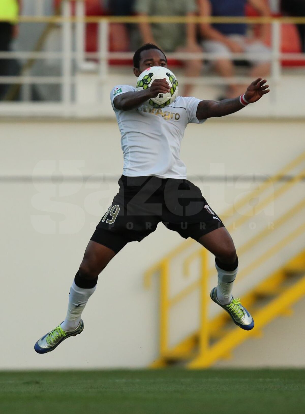 VIDEO şi FOTO Astra - CS U Craiova 5-0 » Giurgiuvenii au făcut spectacol, Jerry Gane e în pericol de a fi demis!