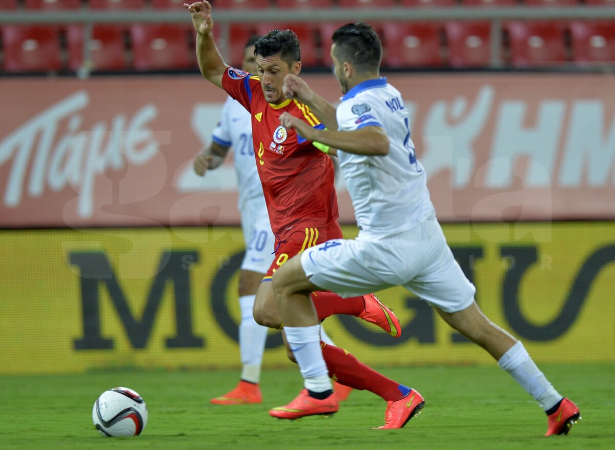 VIDEO şi FOTO Revanşa mult aşteptată a venit! România cîştigă în Grecia, 1-0, deşi a jucat aproape o repriză în 10 oameni