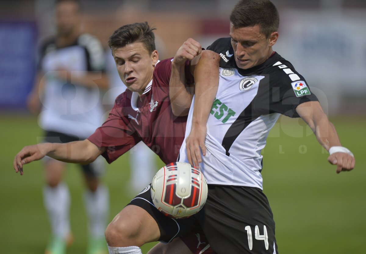 VIDEO şi FOTO Despărţire amînată » Florin Călin îi calmează pe suporteri cu un gol în prelungiri!