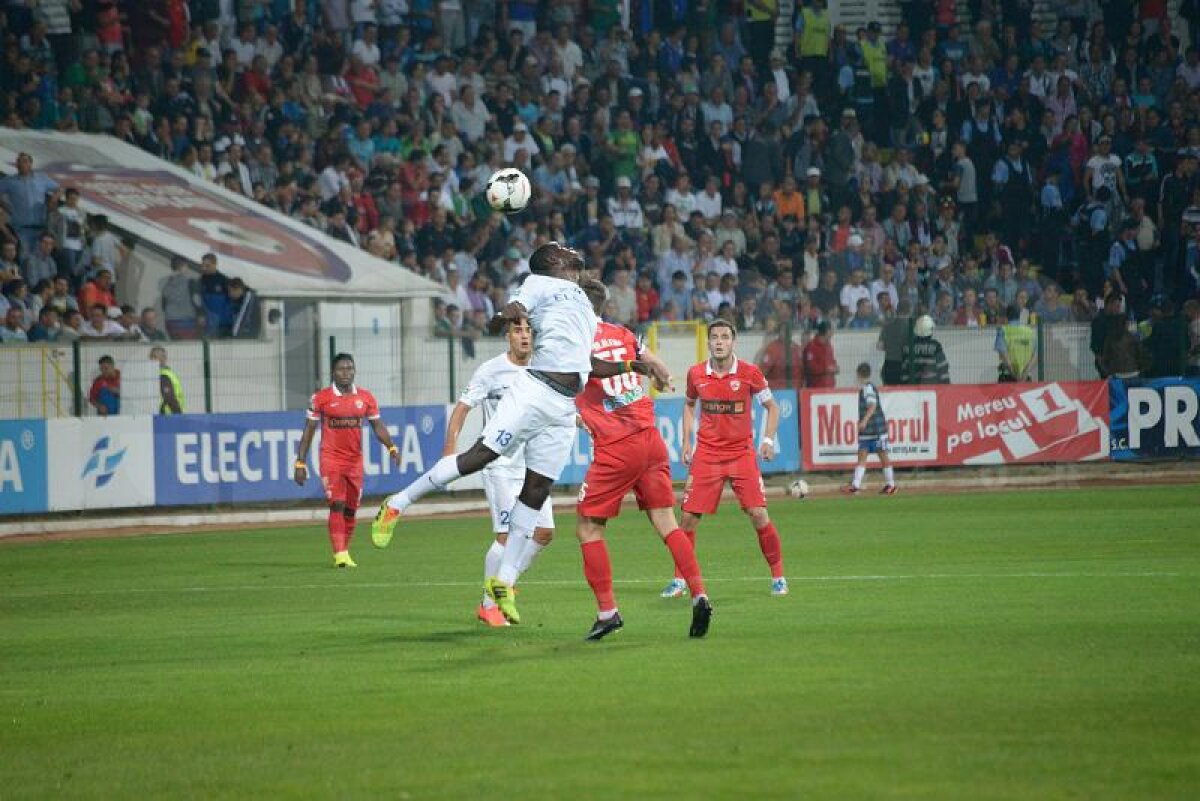 FOTO şi VIDEO Game over la Botoşani » Moldovenii termină invincibilitatea lui Dinamo după un meci spectaculos