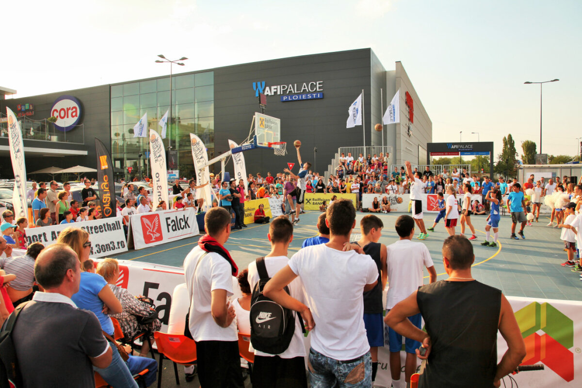 GALERIE FOTO Un vis împlinit » Au jucat baschet împotriva campionilor, la AFI 3x3 Battleground
