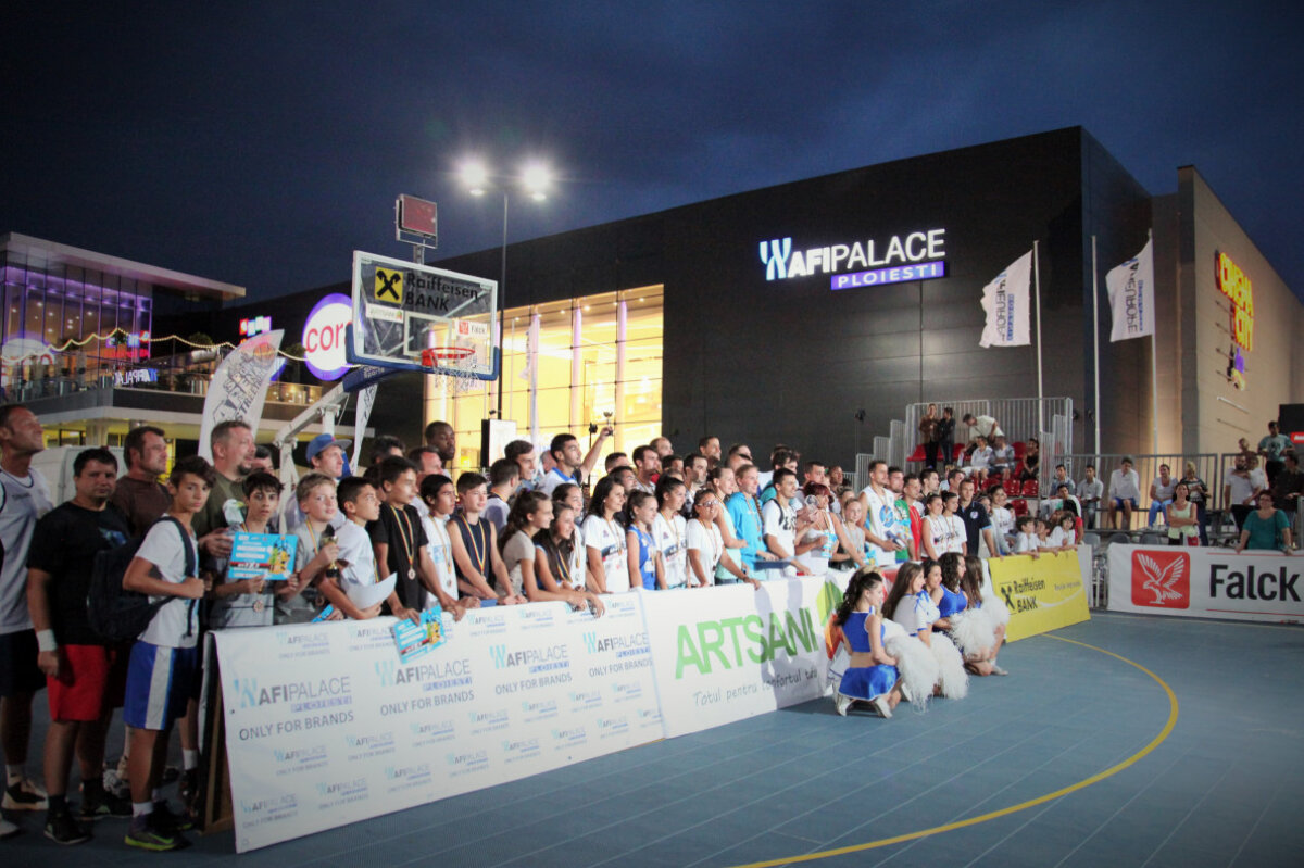 GALERIE FOTO Un vis împlinit » Au jucat baschet împotriva campionilor, la AFI 3x3 Battleground