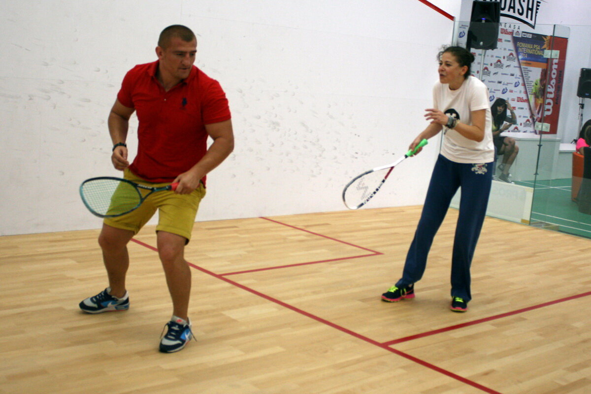 GALERIE FOTO Cei mai buni jucători de squash au fost desemnaţi în week-end la Bucureşti