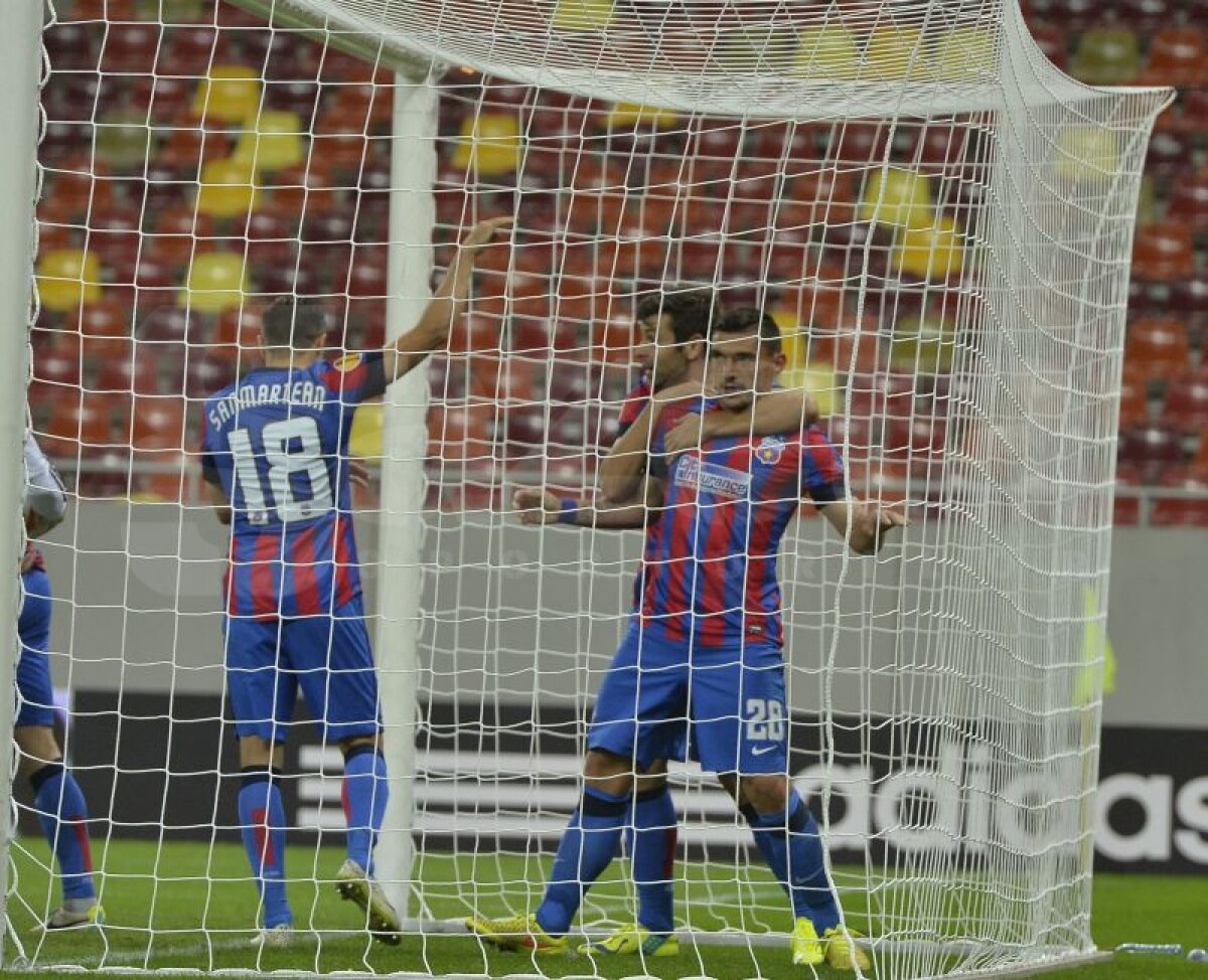 VIDEO+FOTO C-aşa-i în tenis » Dezolantă în prima repriză, Steaua a scăpat cu 0-0 la pauză, dar a umilit-o pe Aalborg pînă la final, 6-0!