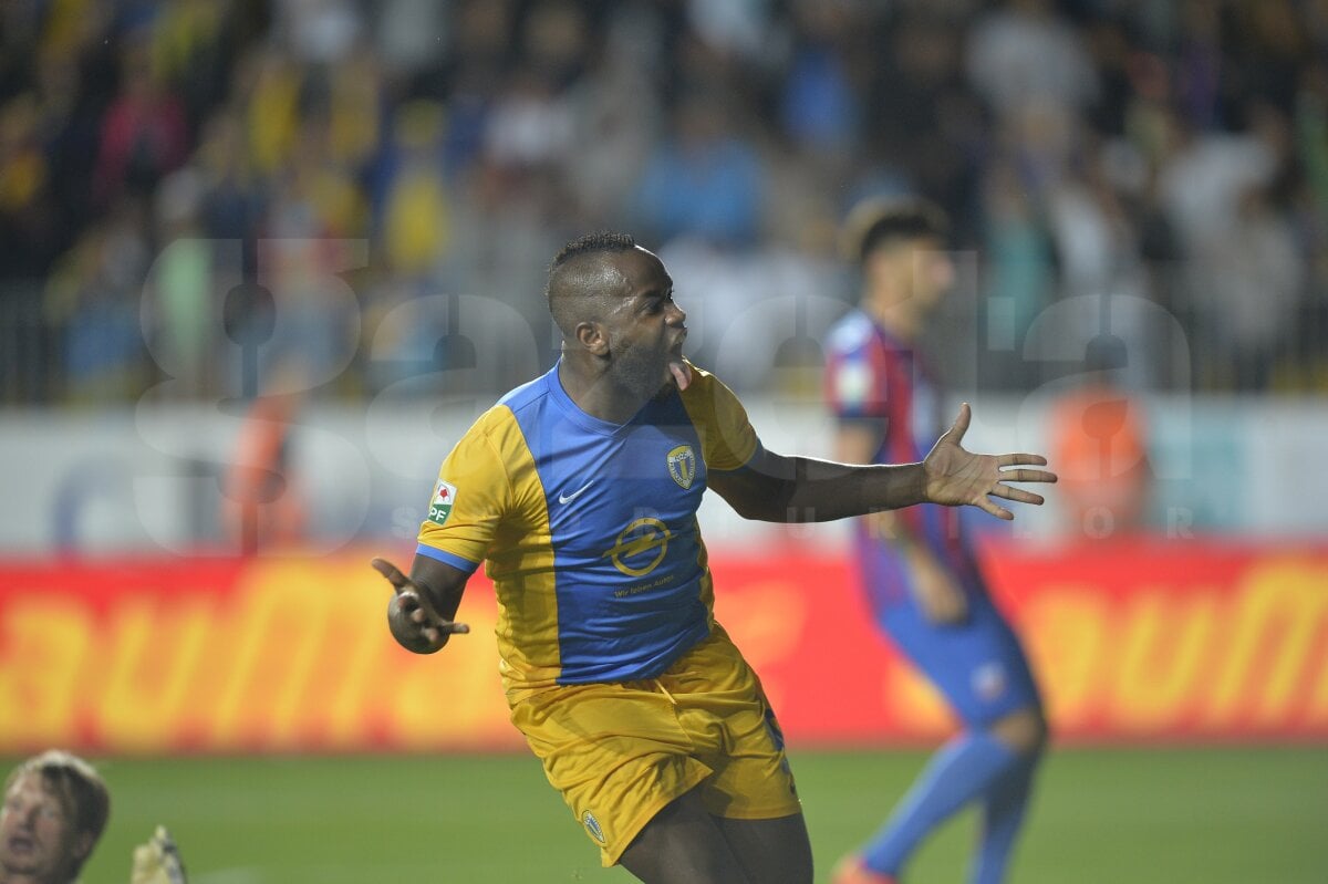 FOTO şi VIDEO Steaua învinge Petrolul cu 3-2, după un meci cu de toate! Roş-albaştrii rămîn lideri în Liga 1