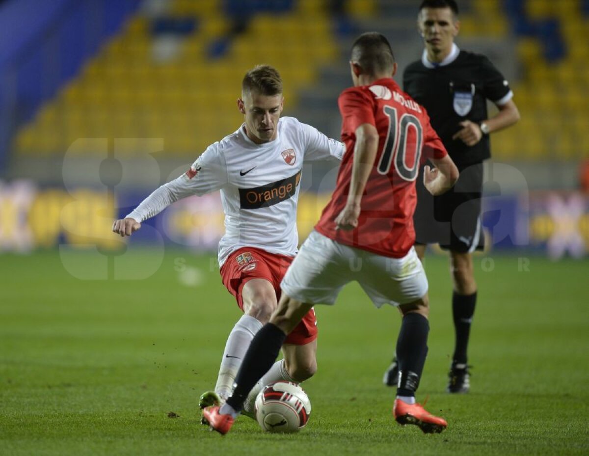 FOTO Nebunie pe ”Ilie Oană” » Fortuna Cîmpina a sperat 91 de minute la o minune, dar a fost spulberată de Dinamo în prelungiri