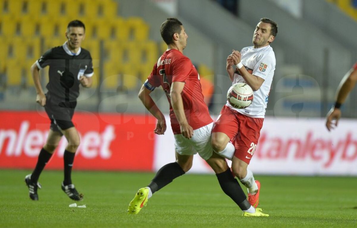 FOTO Nebunie pe ”Ilie Oană” » Fortuna Cîmpina a sperat 91 de minute la o minune, dar a fost spulberată de Dinamo în prelungiri