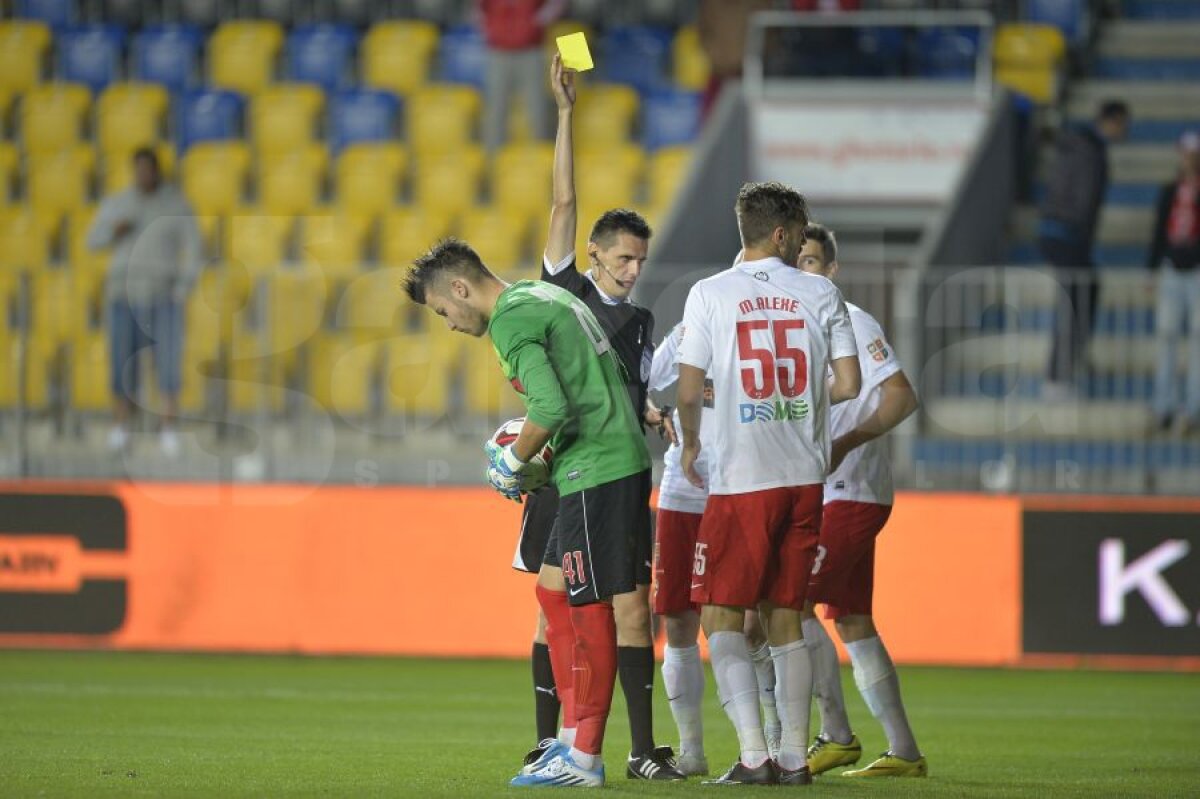 FOTO Nebunie pe ”Ilie Oană” » Fortuna Cîmpina a sperat 91 de minute la o minune, dar a fost spulberată de Dinamo în prelungiri