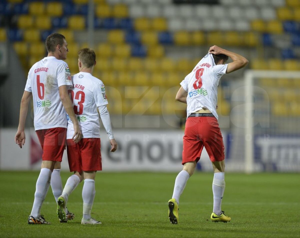 FOTO Nebunie pe ”Ilie Oană” » Fortuna Cîmpina a sperat 91 de minute la o minune, dar a fost spulberată de Dinamo în prelungiri