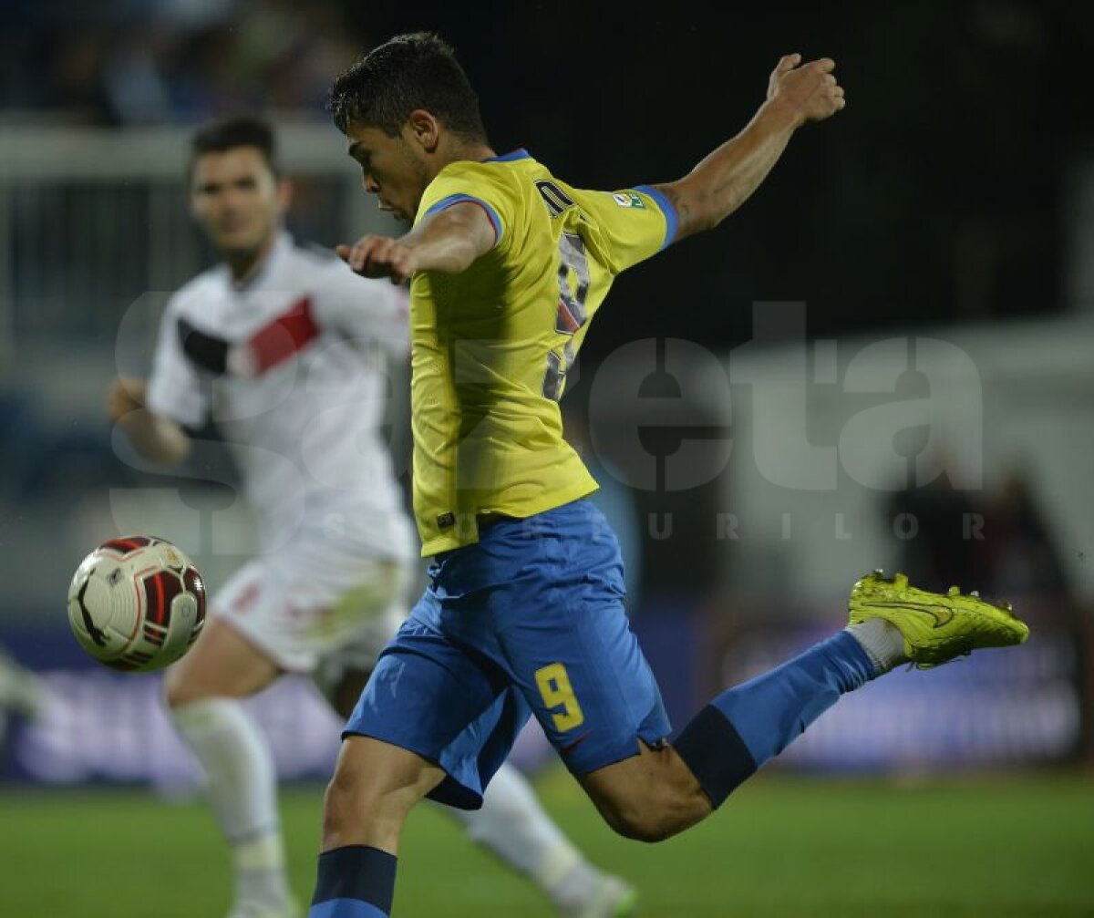 FOTO Steaua a avut nevoie de un om în plus pentru a trece de ACS Berceni în "şaisprezecimile" Cupei
