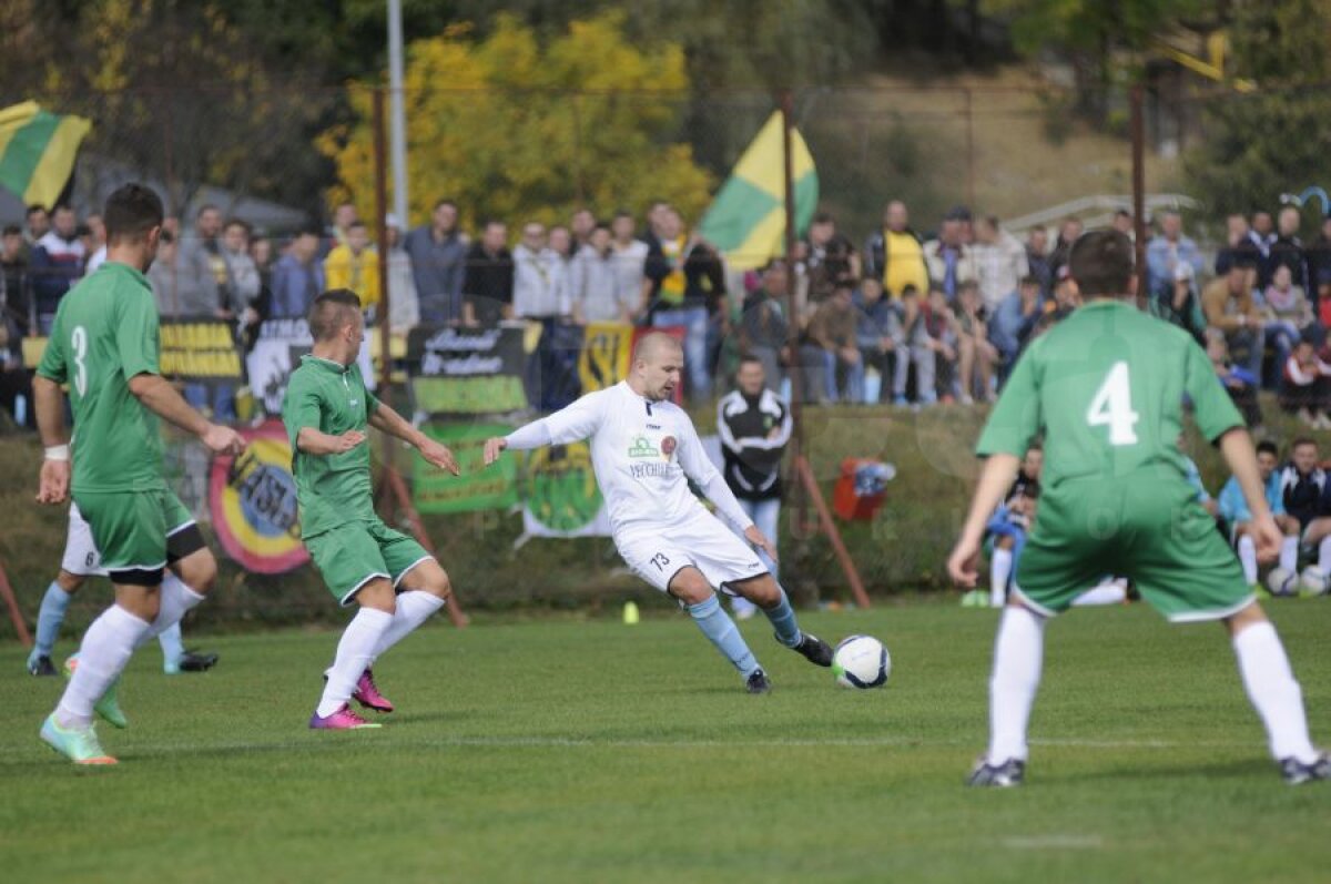 FOTO Mai buni! » FC 2002 Vaslui nu ţine pasul cu favorita la cîştigarea campionatului judeţean, Atletico Vaslui