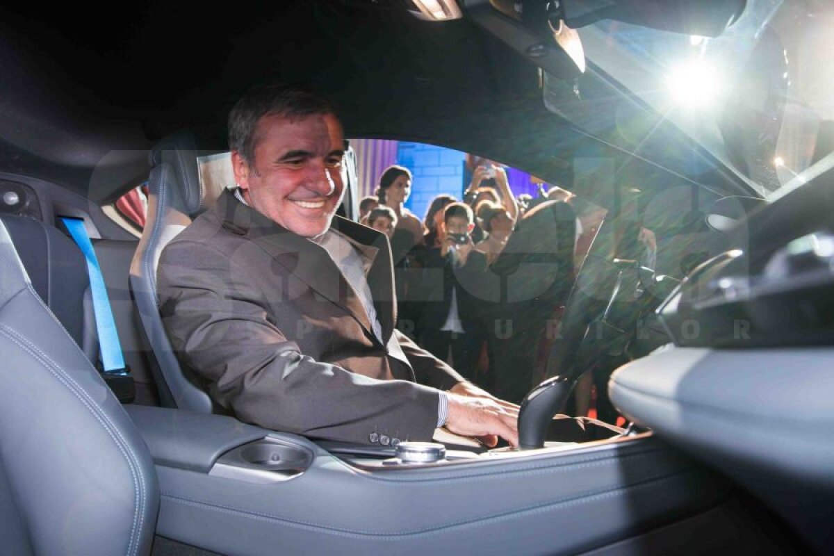 Spectaculos! Automobile Bavaria a prezentat în avanpremieră BMW i8, primul supercar hibrid