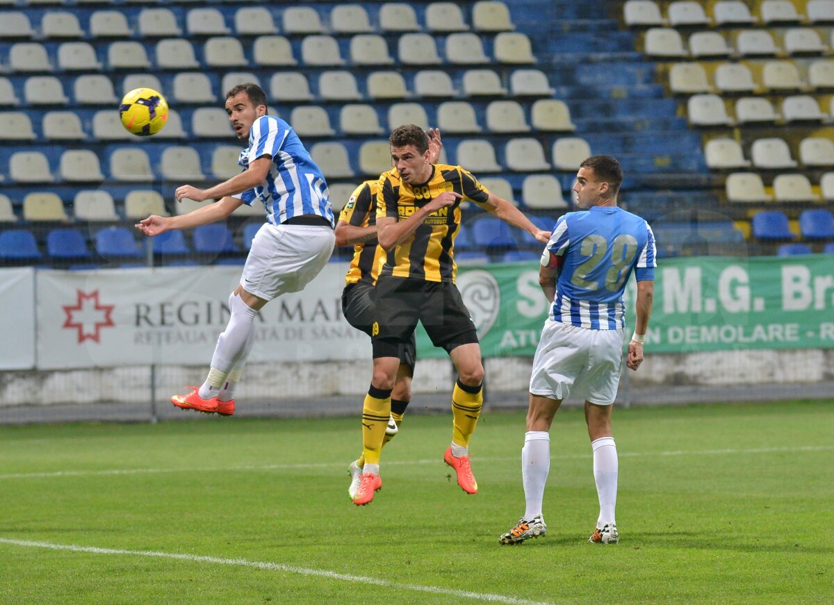 VIDEO şi FOTO » FC Braşov - CSMS Iaşi 2-0 » Braşovenii se îndepărtează de zona retrogradabilă