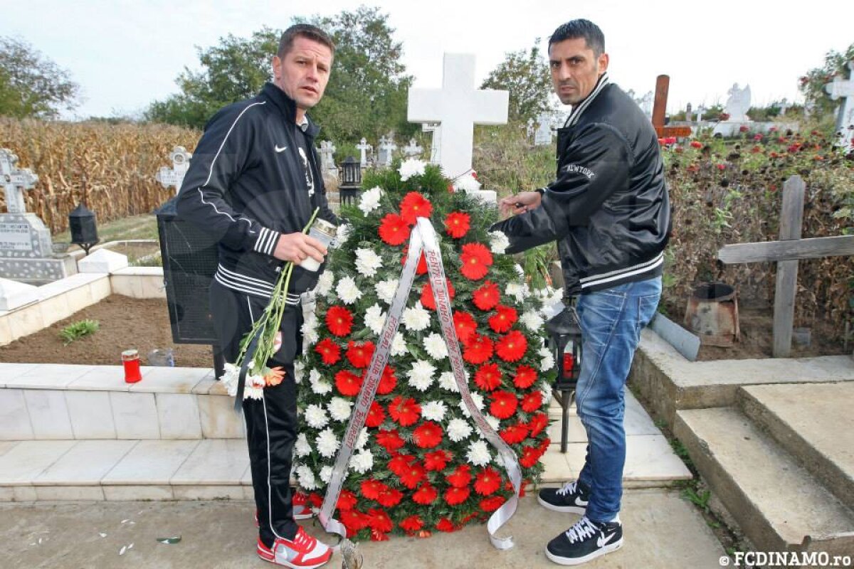 GALERIE FOTO Dinamoviştii s-au recules la mormîntul lui Cătălin Hîldan » Dănciulescu: ”În memoria «Unicului Căpitan», să umplem arena!”