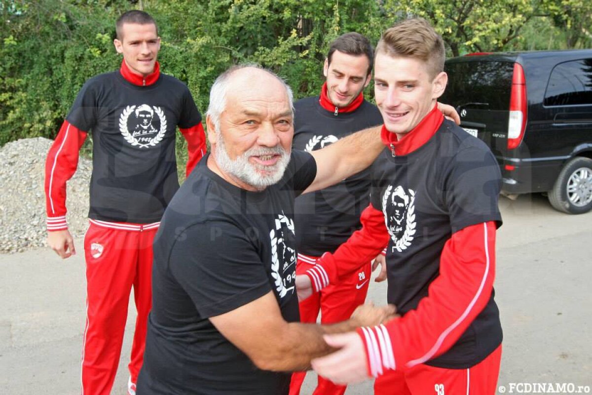 GALERIE FOTO Dinamoviştii s-au recules la mormîntul lui Cătălin Hîldan » Dănciulescu: ”În memoria «Unicului Căpitan», să umplem arena!”