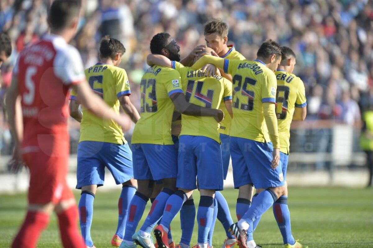FOTO şi VIDEO Oţelul - Steaua 0-3 » Roş-albaştrii cîştigă fără emoţii şi rămîn pe primul loc
