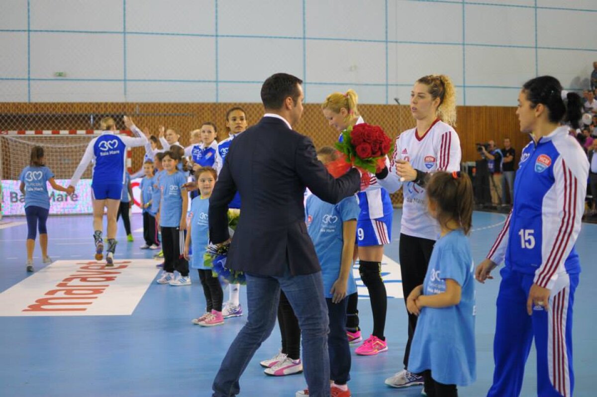 FOTO Baia Mare e mai tare! » HCM s-a impus în duelul cu CSM Bucureşti şi îşi securizează prima poziţie, scor 24-21