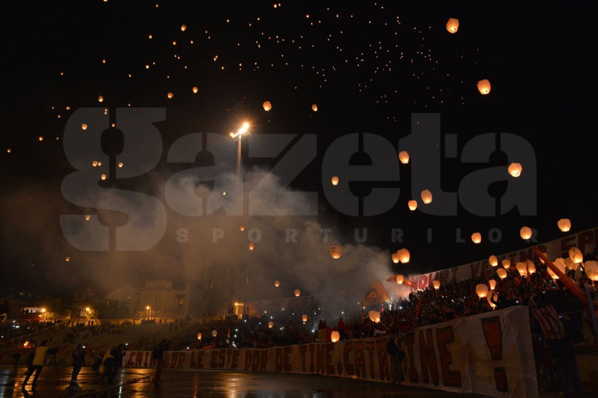 FOTO Au aprins cerul » Galeria lui Dinamo a pregătit un moment special in memoriam Cătălin Hîldan