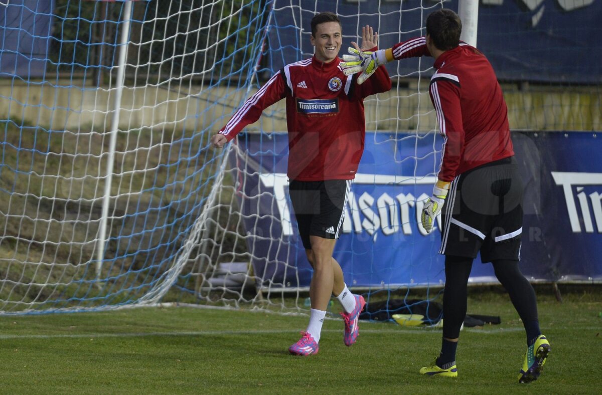 FOTO I-a luat uşor » Cum a decurs primul antrenament al naţionalei înainte de confruntarea cu Ungaria