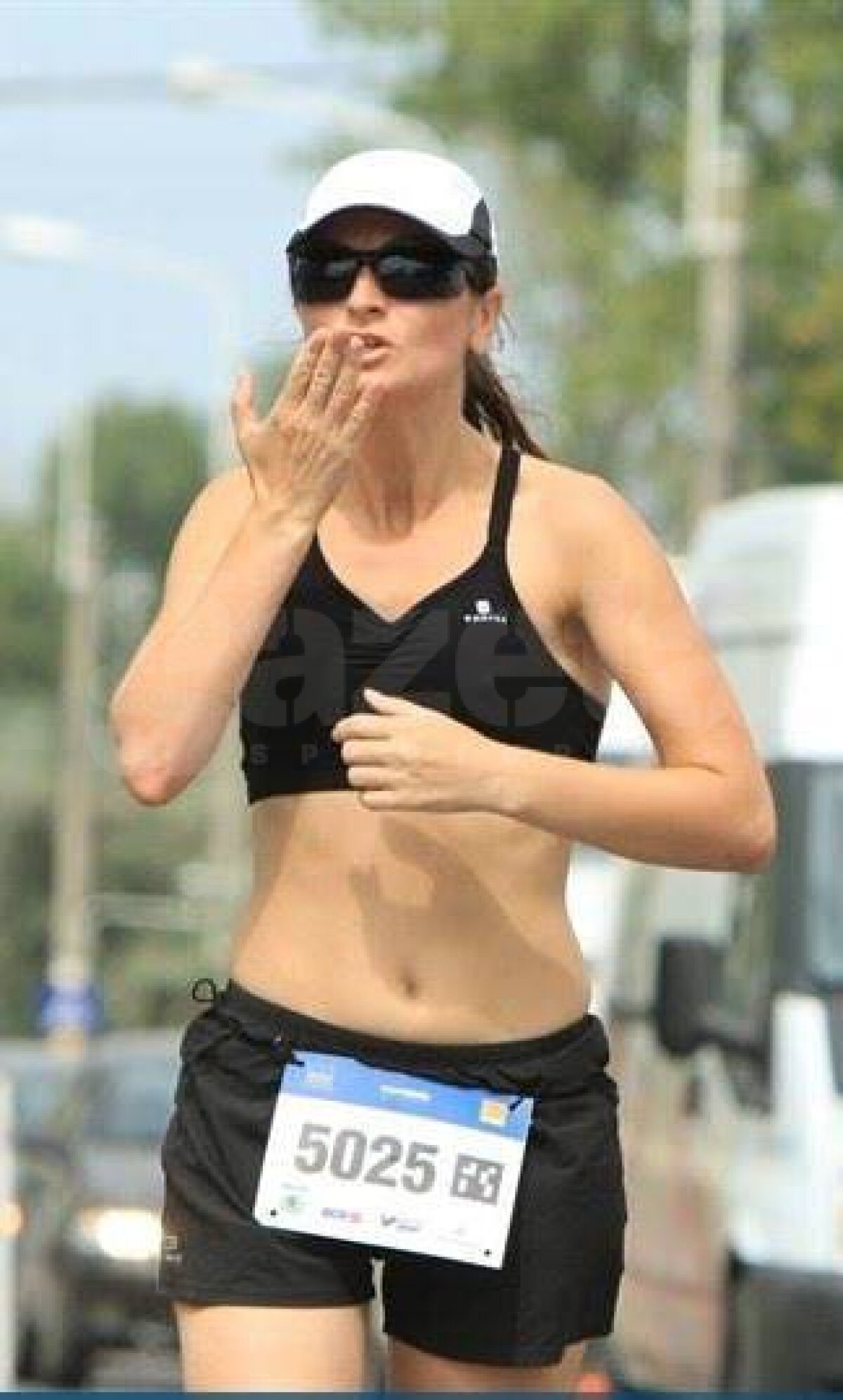 FOTO Oameni obişnuiţi şi pasiunile lor neobişnuite » Ultrafemeia Adriana Istrate