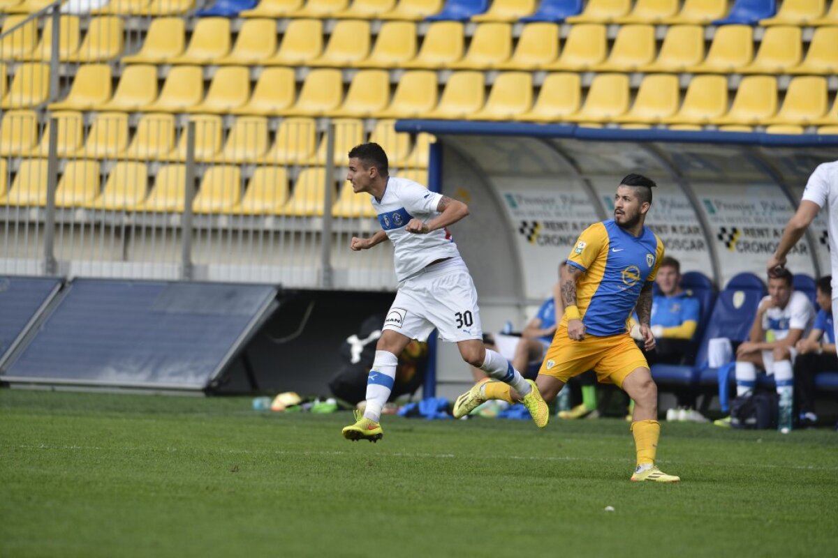 GALERIE FOTO Petrolul a învins Viitorul cu 3-0, într-o partidă amicală! Ianis Hagi a fost titular