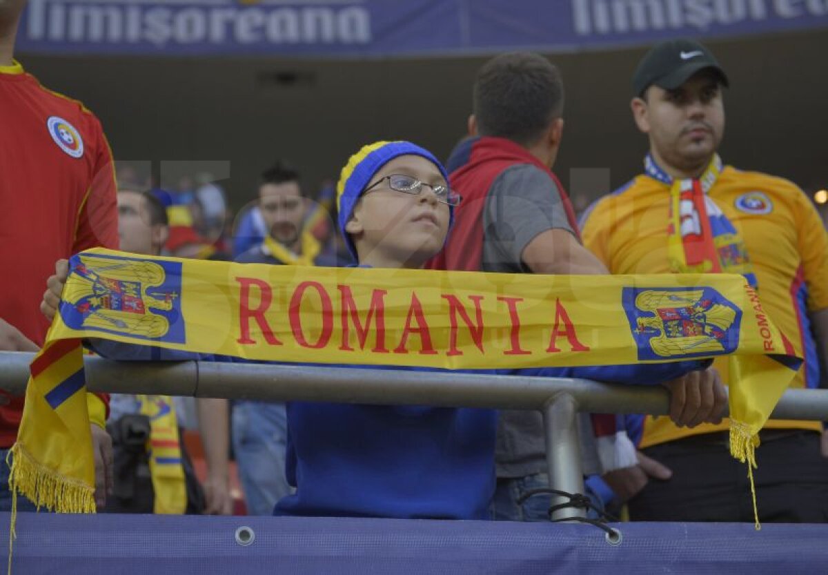 FOTO şi VIDEO România nu reuşeşte să treacă de Ungaria, după un meci cu două reprize total diferite, scor 1-1