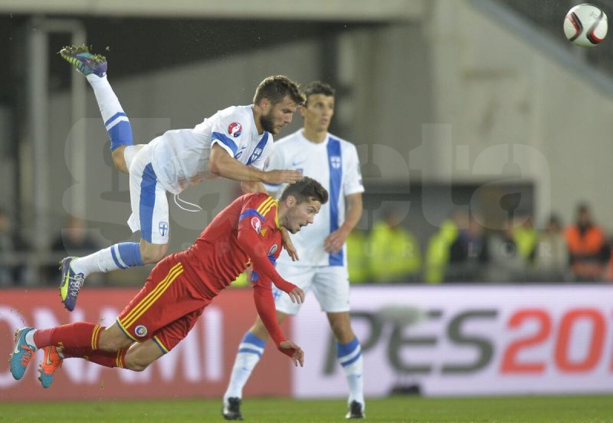 FOTO şi VIDEO România trece cu 2-0 de Finlanda şi este tot mai aproape de EURO 2016